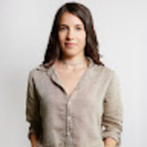 Meet your Posher, Majo